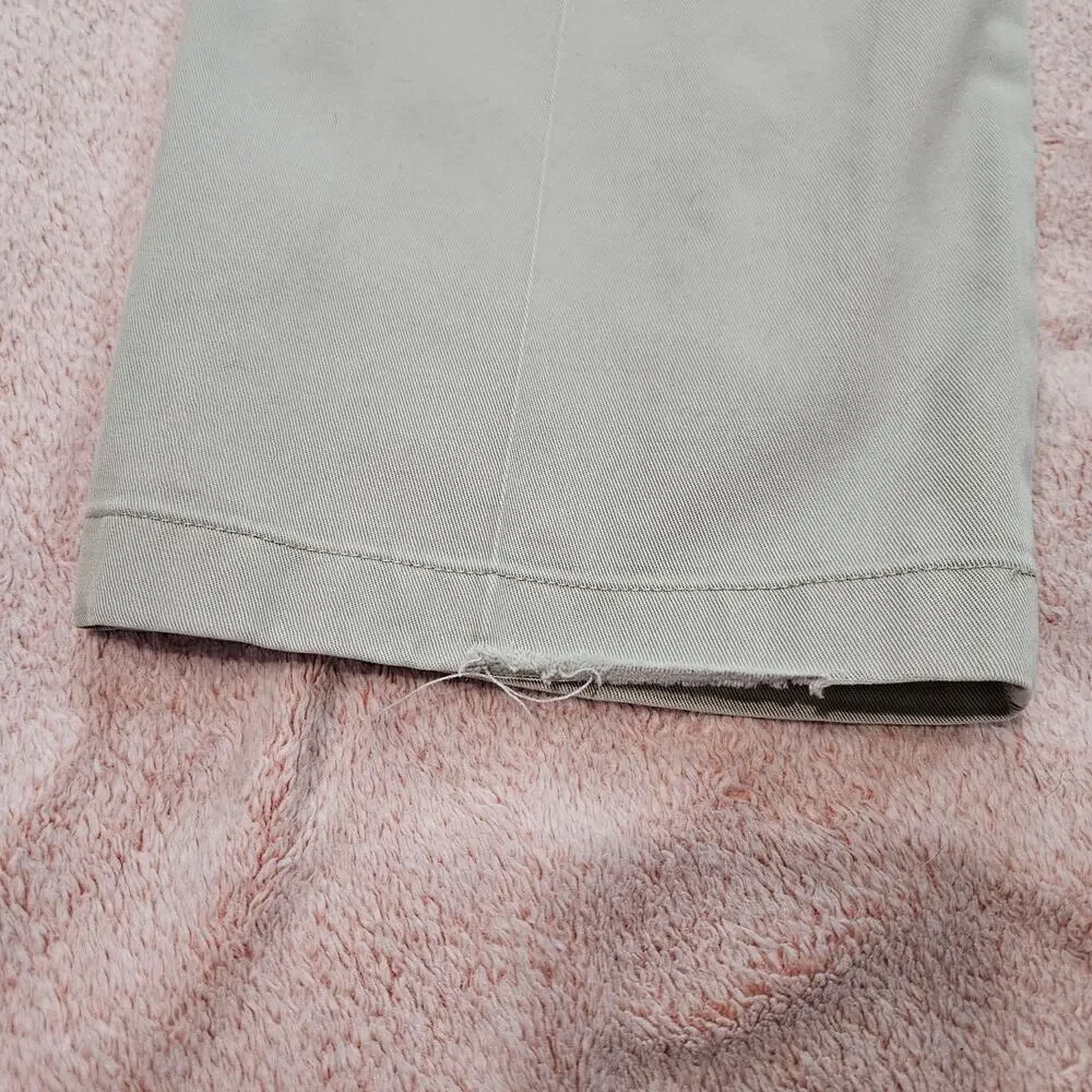 L.L.Bean Women's Pleated Chino Pants Khaki Size 8 Petite
